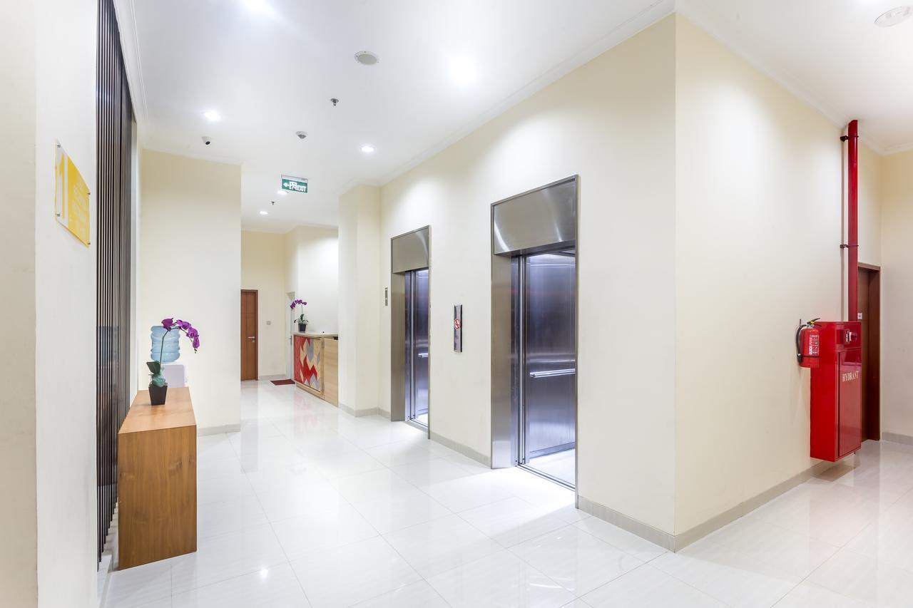 Astera Hotel Bintaro سيربونغ المظهر الخارجي الصورة